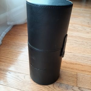 MORPHE brush holder